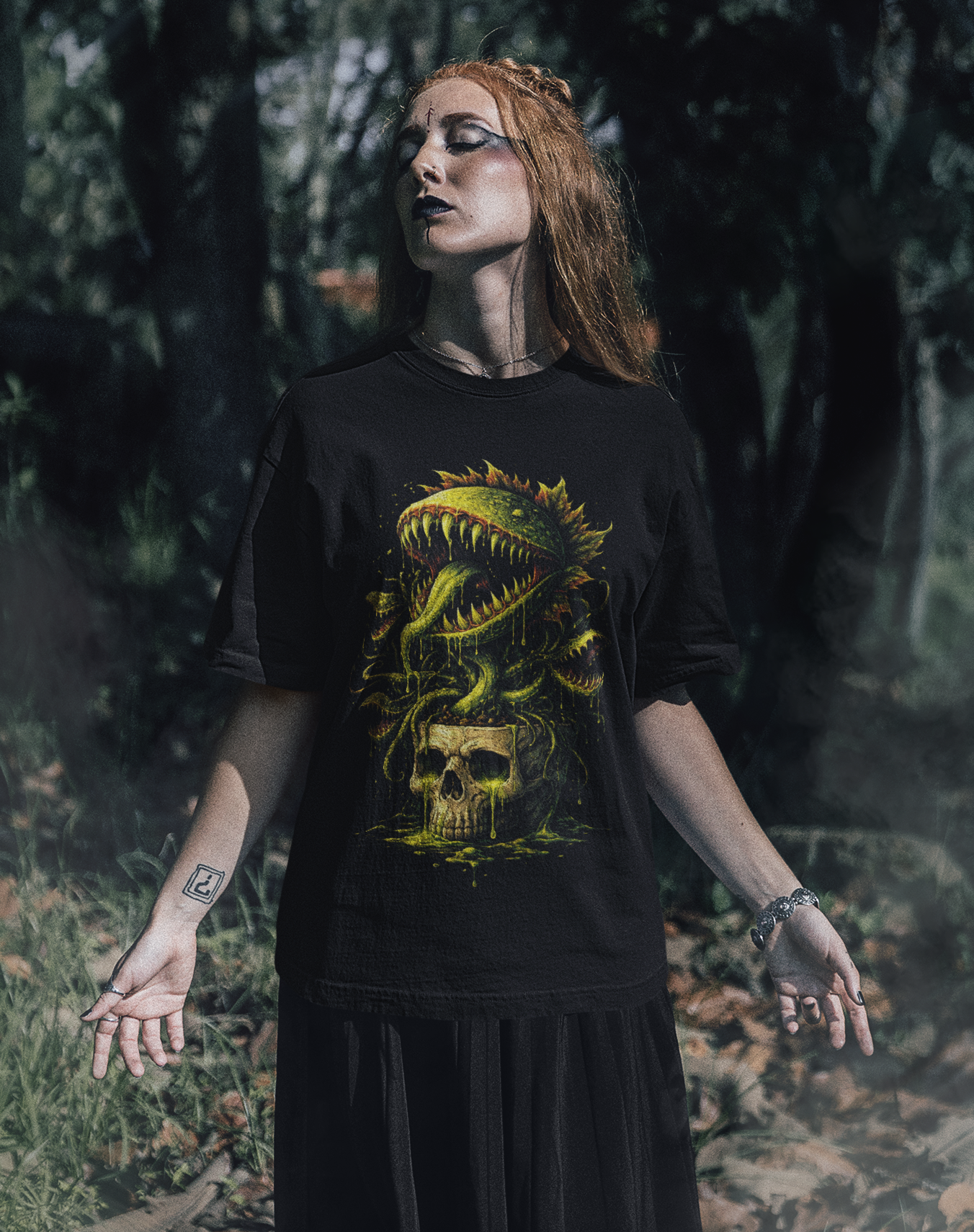 Flora Mortis (Unisex T-Shirt)