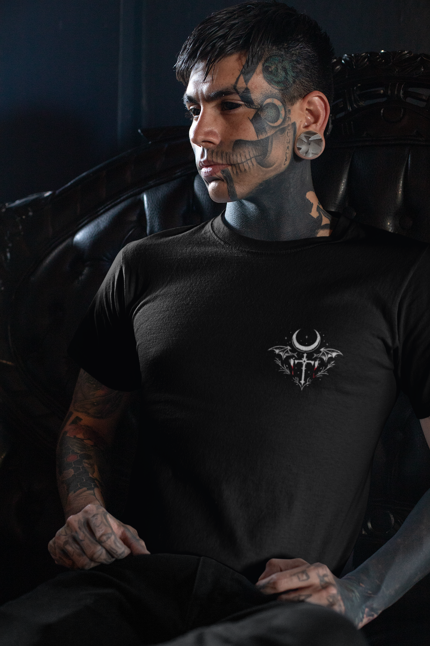Crimson Symbol (Unisex T-Shirt)
