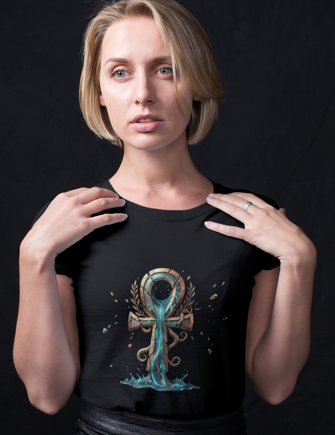 Ankh (Unisex T-Shirt)