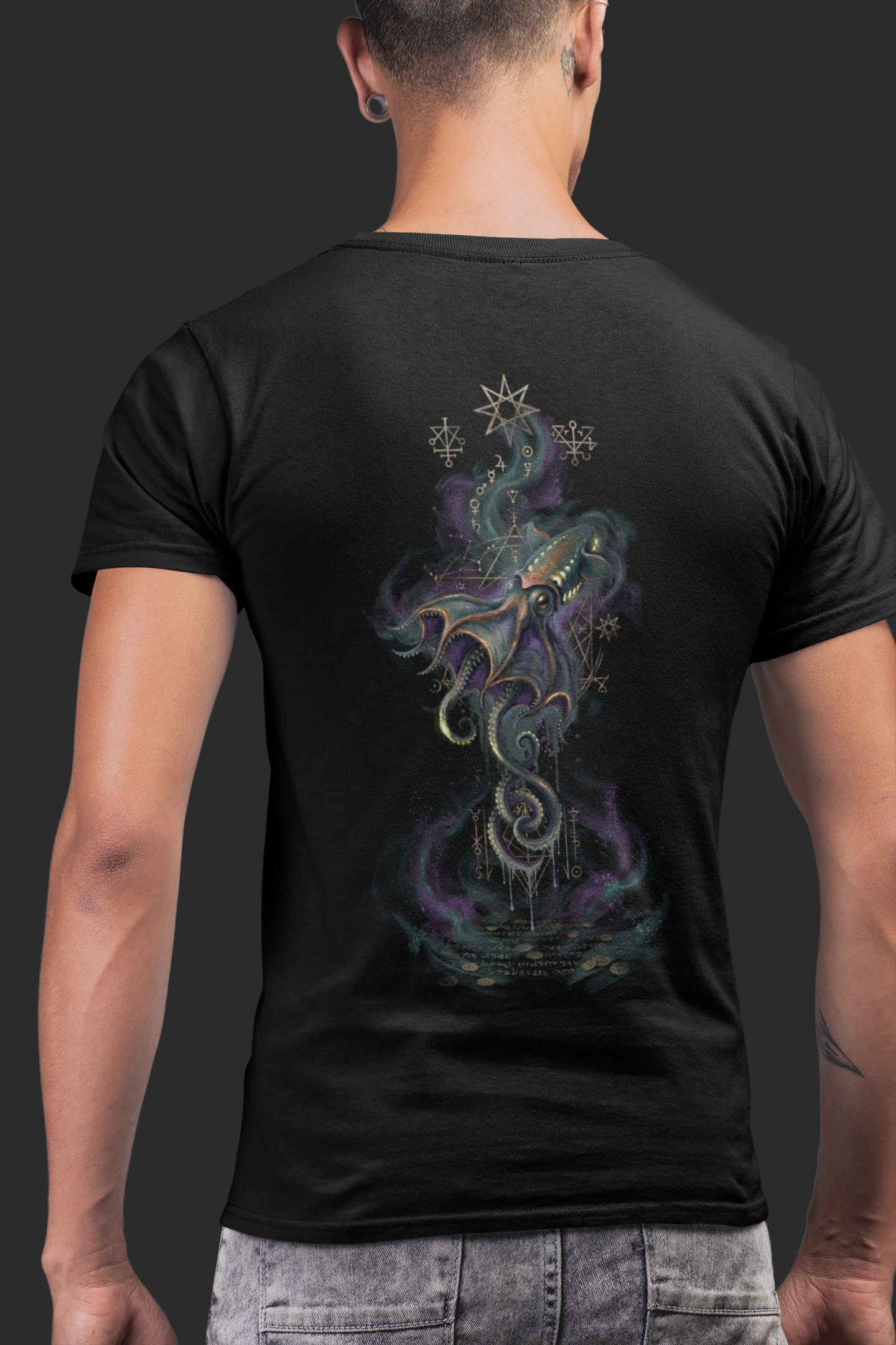 Vampire Squid (Unisex T-Shirt - Back Print)